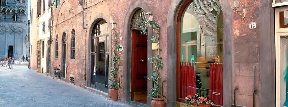 Piccolo Hotel Puccini Lucca Italy